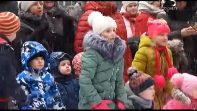 Новогодние гулянья в лесу. смотреть онлайн
