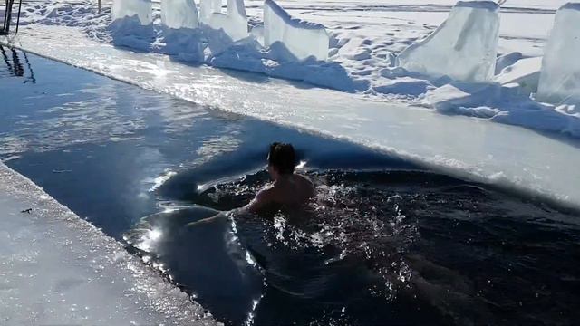 зимний заплыв смотреть онлайн