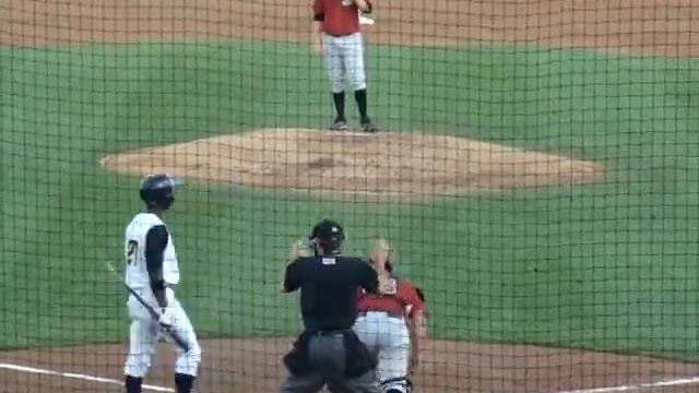 7/31/2012: Gerrit Cole vs. Melky Mesa смотреть онлайн