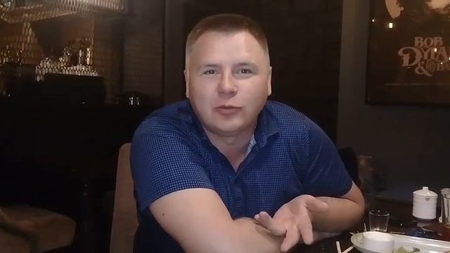 #128. Встреча одноклассников 20 лет спустя / Шуточное интервью смотреть онлайн