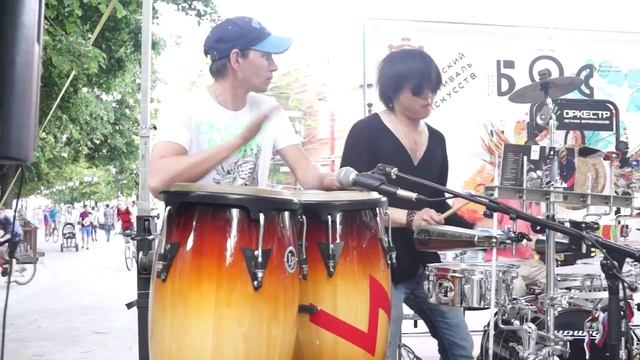 Оркестр Летучих барабанщиков смотреть онлайн