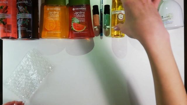 Распаковка посылки Ив Роше // 8 ПОДАРКОВ ЗА ЗАКАЗ смотреть онлайн