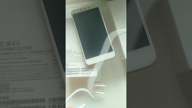 Xiaomi Redmi 4x не включается из Китая
