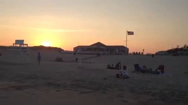 Огромные пляжи в Нью Йорке!!! смотреть онлайн