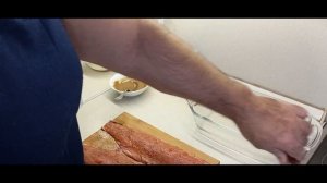 Кета или горбуша под сыром в духовке.    Keta or pink salmon under cheese in the oven.