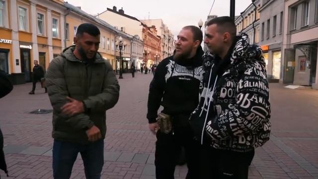 Подними гирю и получи деньги смотреть онлайн