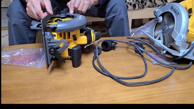 디월트 충전 원형톱 DCS578 개봉기