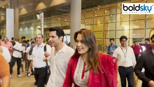 Randeep Hooda Lin Laishram After Wedding First Media Appearance, Airport FULL VIDEO | Boldsky смотреть онлайн