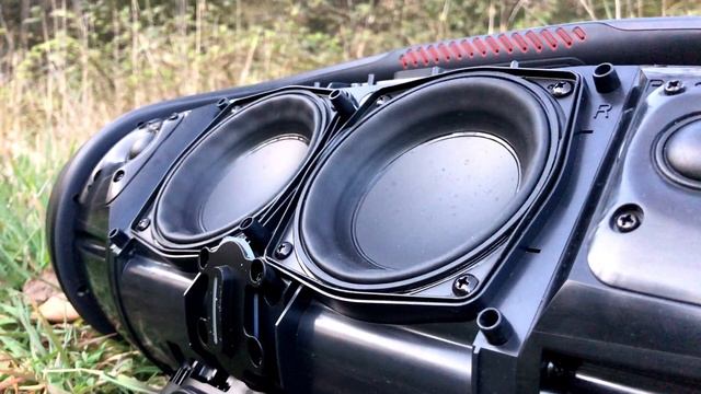 JBL Boombox 2 - LFM 100% VOLUME (WOOFERS) смотреть онлайн