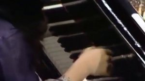 Чайковский. Первый концерт для фортепиано с оркестром. Играет Марта Аргерих, дирижёр Шарль Дютуа