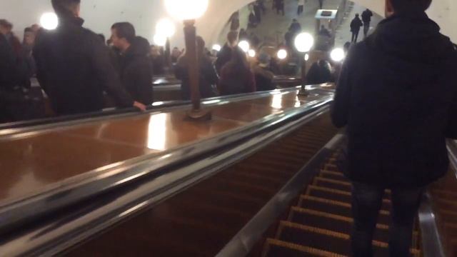 Станция метро киевская эскалаторы серии эм-4 смотреть онлайн