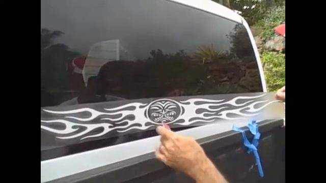 Наклейка на авто