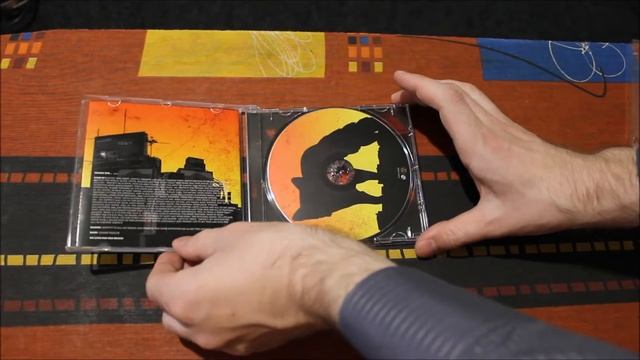 Распаковка The Prodigy - The Day Is My Enemy (CD) смотреть онлайн