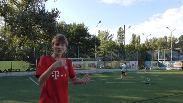 Шурыгина и Бузова на футбольном поле I Девятка челлендж I Интересное наказание смотреть онлайн