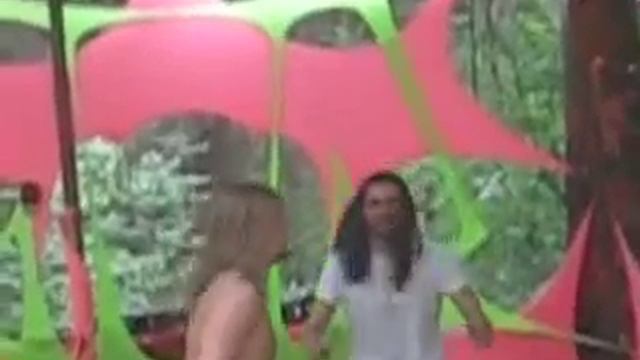 сам от себя чувак офигел.Так ....avi смотреть онлайн