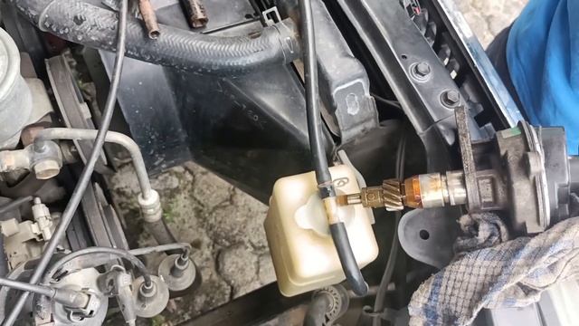 Penyebab oli bocor diarea delco pada kijang mesin 7K-E смотреть онлайн