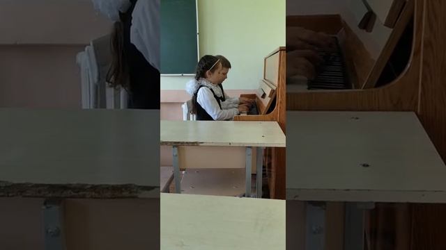 М. Глинка "Вальс" из оперы "Жизнь за царя" смотреть онлайн
