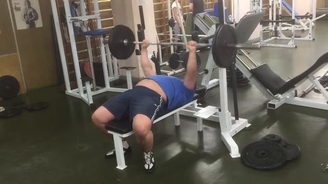 Жим средним хватом смотреть онлайн