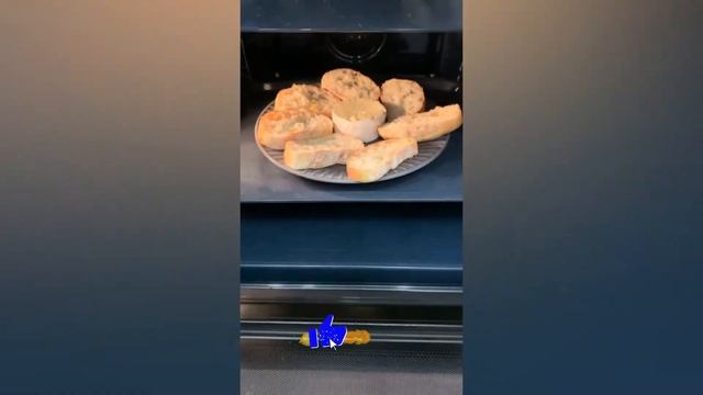 Хлеб с сыром в духовке за пару минут ? Быстрый и вкусный рецепт смотреть онлайн