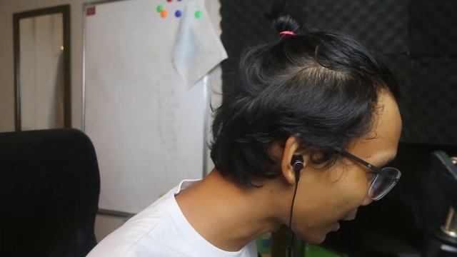 STAY HYDRATED WITH THIS DISCORD BOT смотреть онлайн