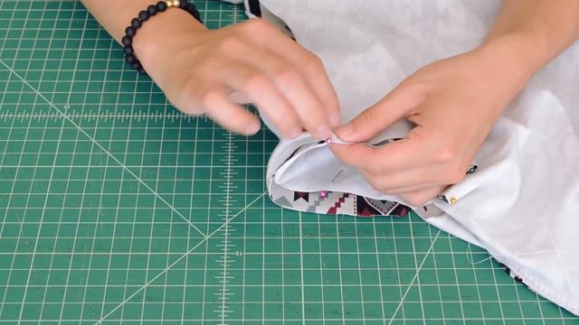 HOW TO SEW ON A SLEEVE смотреть онлайн
