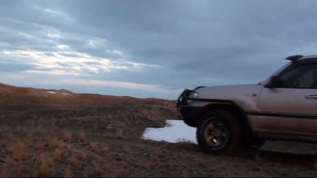 Зимой в пустыне смотреть онлайн