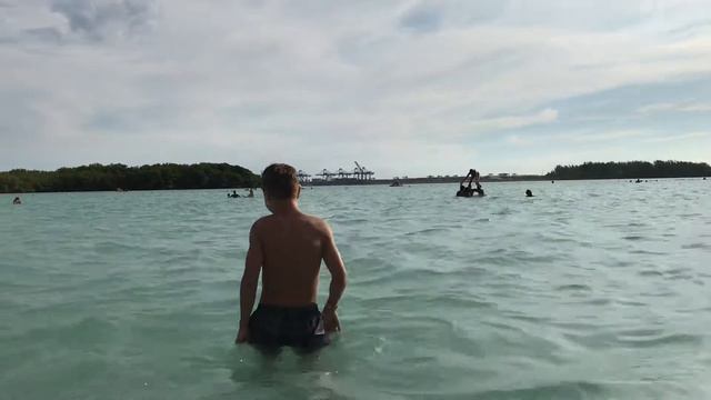 Доминикана. Купаюсь в карибском море смотреть онлайн