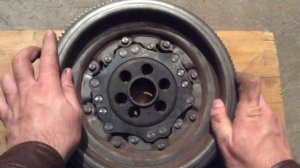 Стук двухмассового маховика 2.0 TDI CBAB