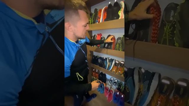 Как выбрать кроссовки? смотреть онлайн