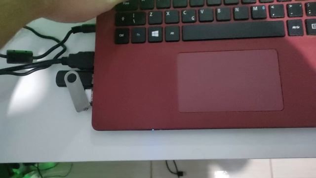 Android TV Portátil: Nova VERSÃO Rodando Direto do Pen Drive Para PC/NOTEBOOK - Método Fácil смотреть онлайн