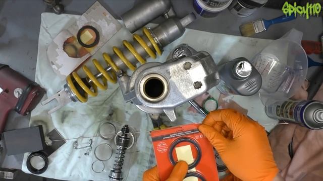 Suzuki DRZ400SM Restoration Z EP. 14 - Fork Seal Replacement!