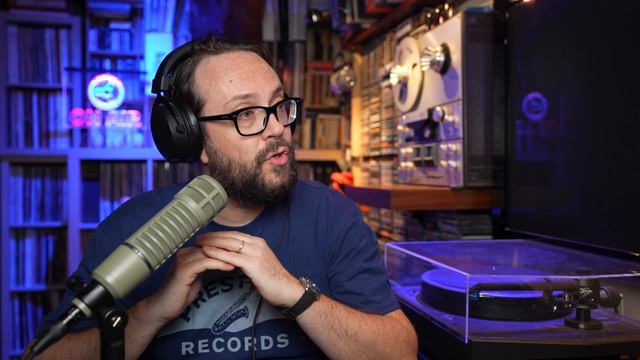 MIC TALK: ElectroVoice RE-20 смотреть онлайн