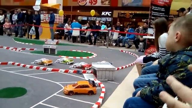 Машины на пульте управления! смотреть онлайн