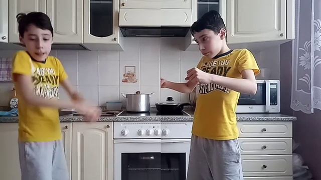 Я против КОРОЛЯ ПОРТАЛОВ!!! (продолжение видео "ВЕСЬ МИР ПРОТИВ МЕНЯ") смотреть онлайн