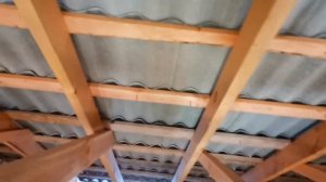 Правильное примыкание шифера на коньке.