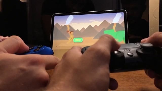 Apple Arcade Local Multiplayer Games using Two DualShock 4 Controllers! смотреть онлайн