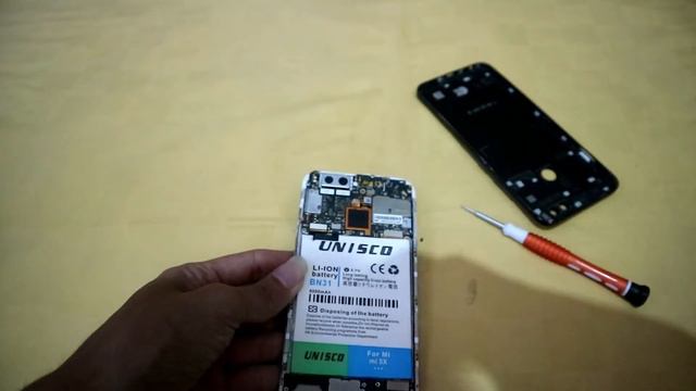 Bongkar HP Minus Xiaomi Mi A1 Seharga 400 Ribuan смотреть онлайн