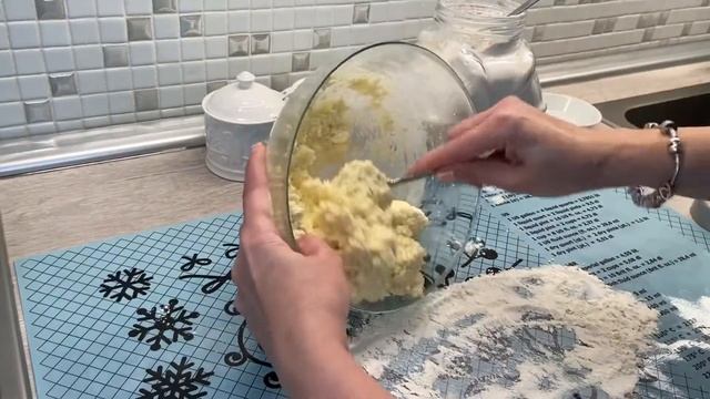 РЕЦЕПТЫ | ГОТОВИМ СЫРНИКИ | БЫСТРО И ВКУСНО смотреть онлайн