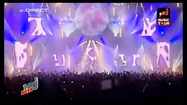 ‪{HD Enrique Iglesias Ft  Nadiya   Tired Of Being Sorry LIVE NRJ Music Tour ‬   YouTube