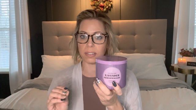 Bath & Body Works Lavender Marshmallow 3 Wick Candle Review смотреть онлайн