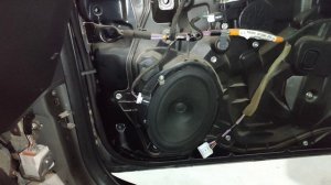 замена штатной акустики  Mazda 3 на DL-Audio Piranha 165