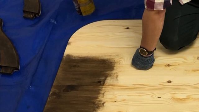 Обеденный стол на скорую руку. Как его сделать самому быстро и дёшево. смотреть онлайн