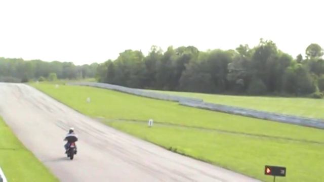 Flashlight Drags Beaverun 5-28-11 2008 Suzuki Sv650 vs Import смотреть онлайн