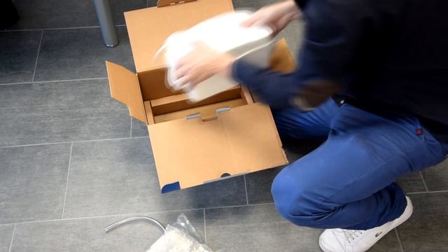 Grundfos Sololift2 D-2 97775318 Unboxing Video смотреть онлайн