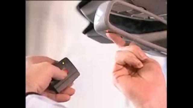 Замена внутреннего зеркала заднего вида с системой открывания ворот Mercedes-Benz W221 S-Class смотреть онлайн