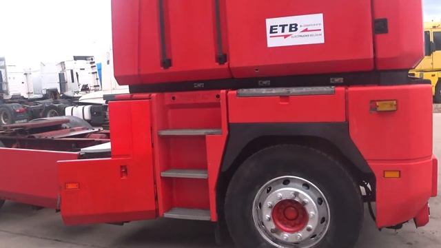 Renault AE 420 Magnum (2 CULASSE / GRAND PONT / POMPE MANUELLE) ID: 17406