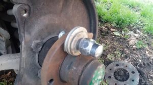 Шпильки вместо колесных болтов на ВАЗ-2101-07