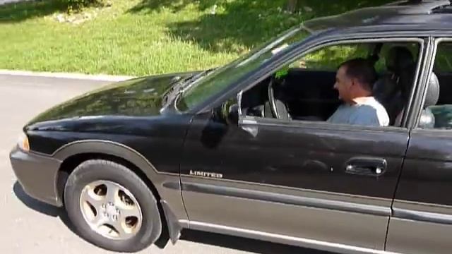 1998 Subaru Legacy 4 Dr Outback AWD Wagon, auto, AC, CD, looks/drives incredible! смотреть онлайн