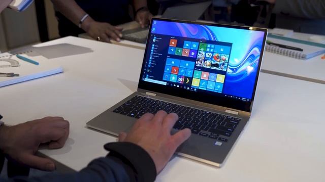 Samsung Notebook 9 Pro Hands-on смотреть онлайн