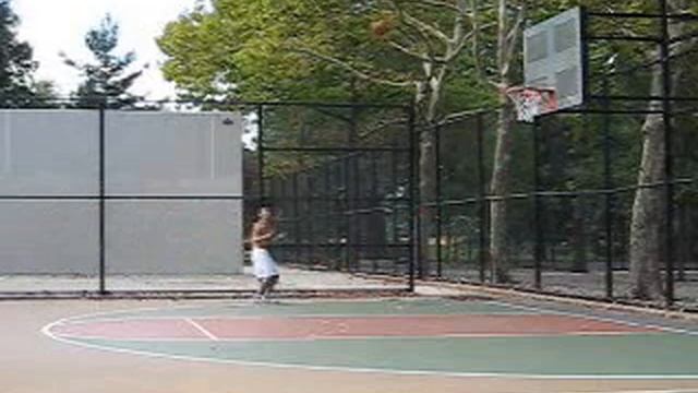 Basketball Practice - 3 point shoot around - 09.15.07 смотреть онлайн